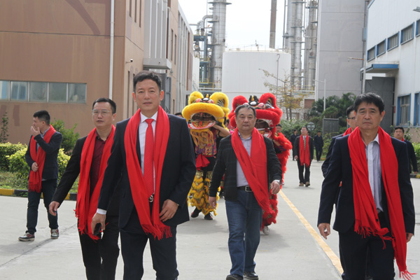 千秋偉業(yè)添錦繡 萬(wàn)里鵬程展宏圖 —— 常青樹(shù)舞獅獻(xiàn)瑞賀新春，歡天喜地迎開(kāi)工！